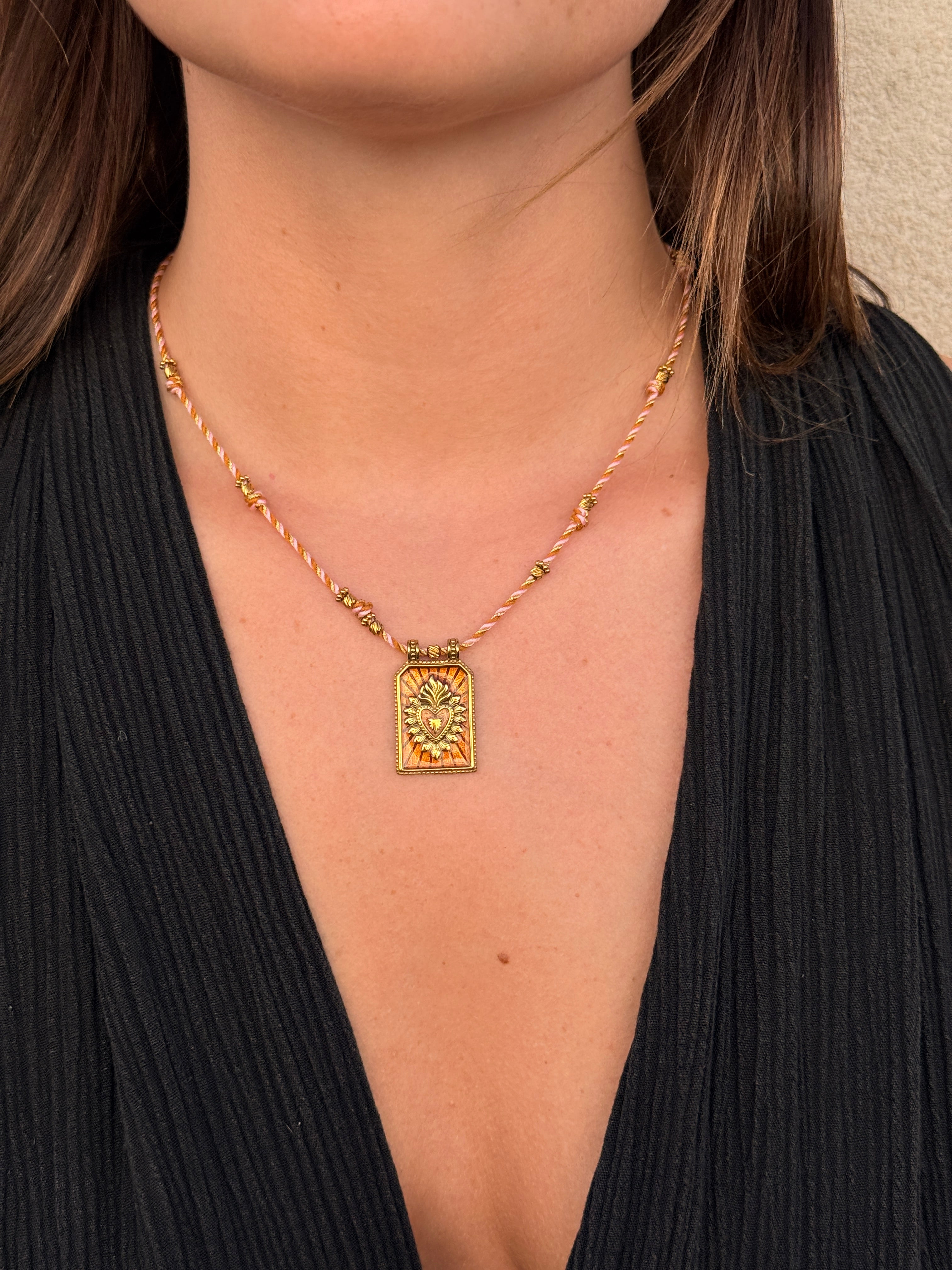Collier Alma camel